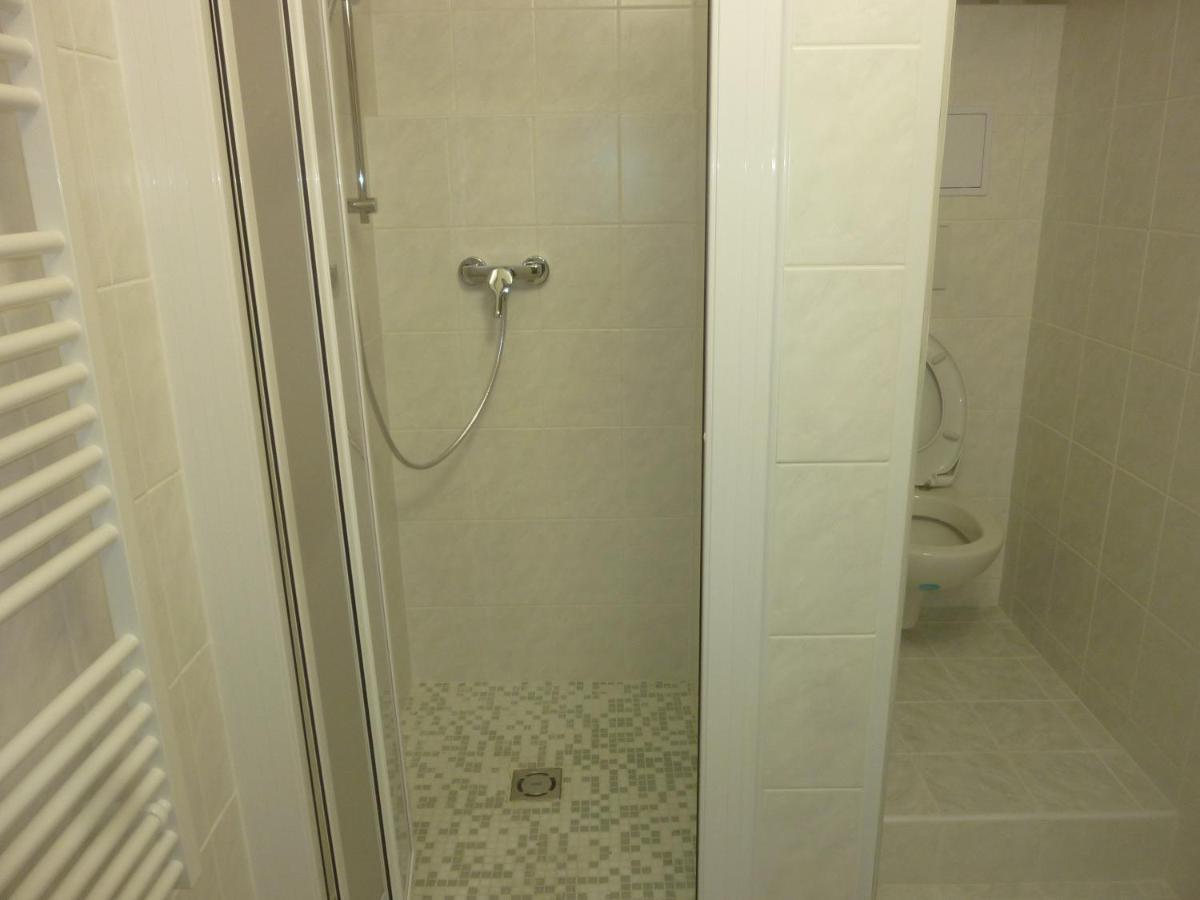 Apartment Van N Prag Eksteriør billede